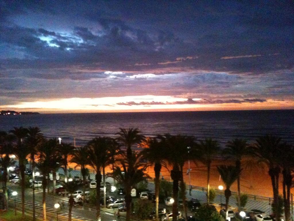 Apartamentos Bahia Alicante Zimmer foto