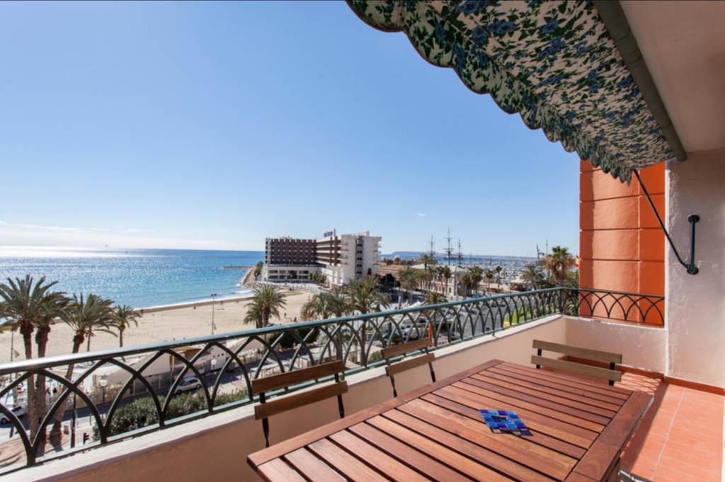 Apartamentos Bahia Alicante Exterior foto